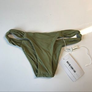 Frankie’s Bikini Malibu Bottom Camo Green XS